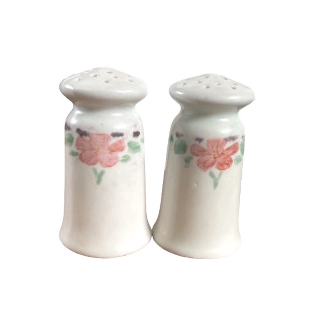 VINTAGE➕Bavaria Favorite Salt & Pepper Shakers